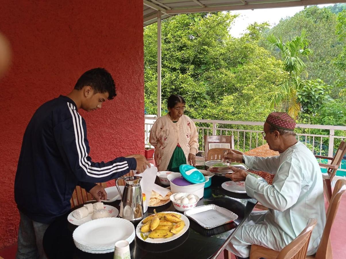 Riverbench Homestay Munnar, Anaviratty Exteriér fotografie