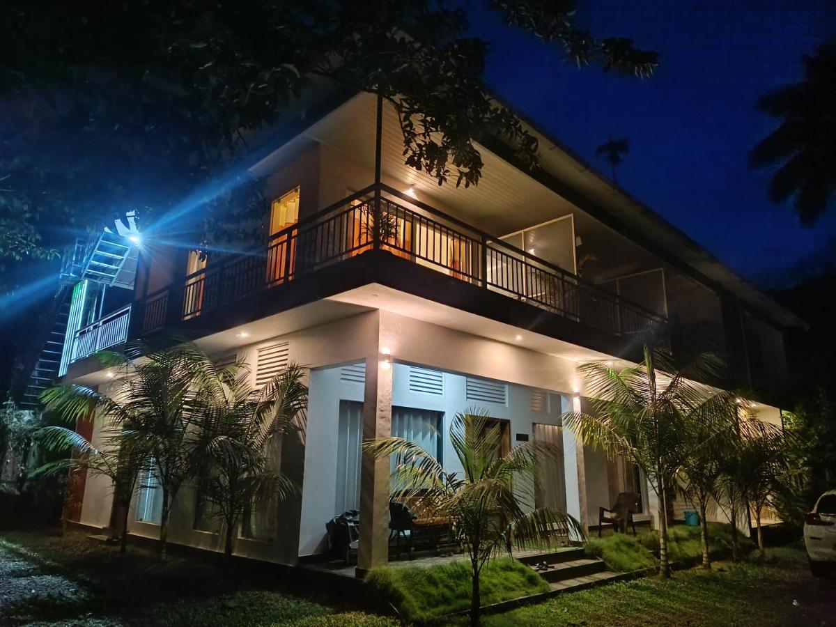 Riverbench Homestay Munnar, Anaviratty Exteriér fotografie