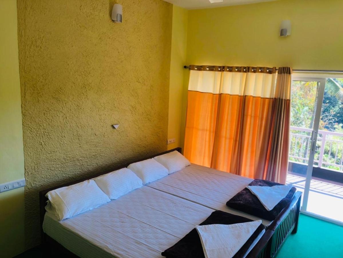 Riverbench Homestay Munnar, Anaviratty Pokoj fotografie